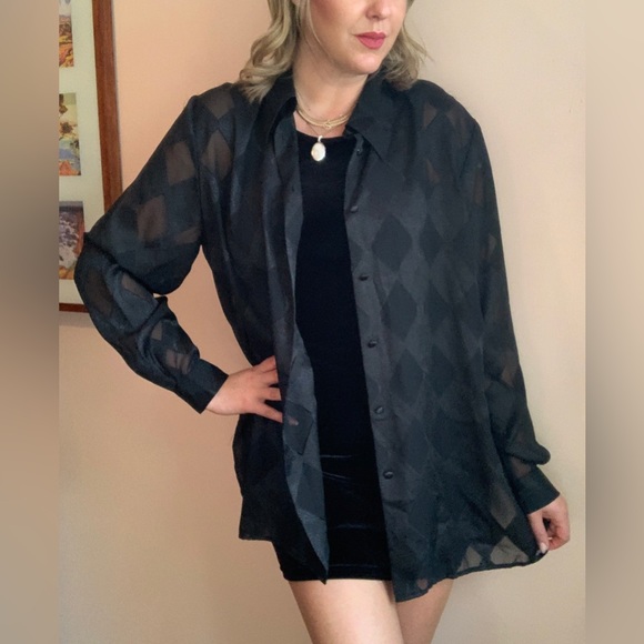 Vintage 'The Work Connection' Black Sheer Diamond Pattern Button Up Blouse - Picture 10 of 10